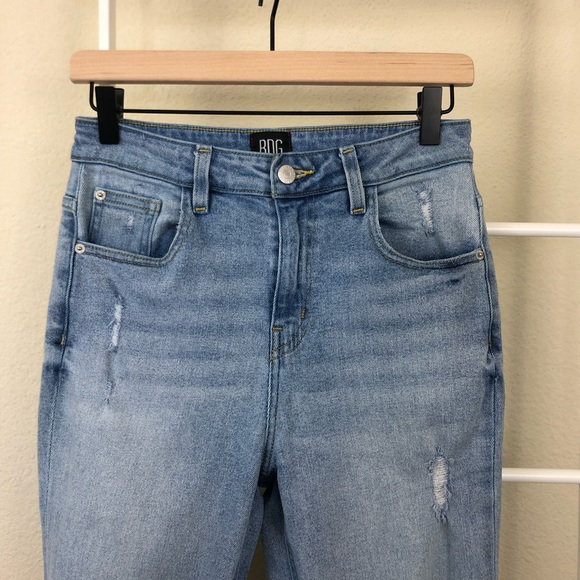 UO BDG Kick Flare Distress High Rise Cropped Jeans - Picture 4 of 7